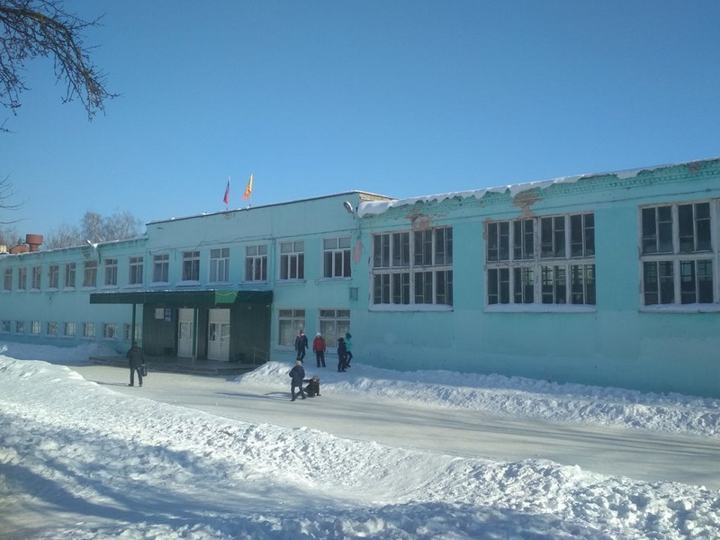 В Новочебоксарске школы перевели на дистанционку